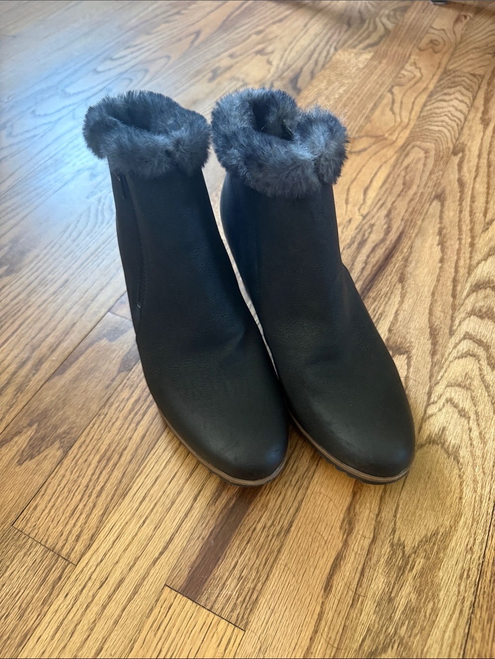 Soul Naturalizer Black Ankle Boots with Faux Fur Trim